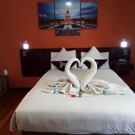 Isabela Hotel Ла-Пас Екстер'єр фото