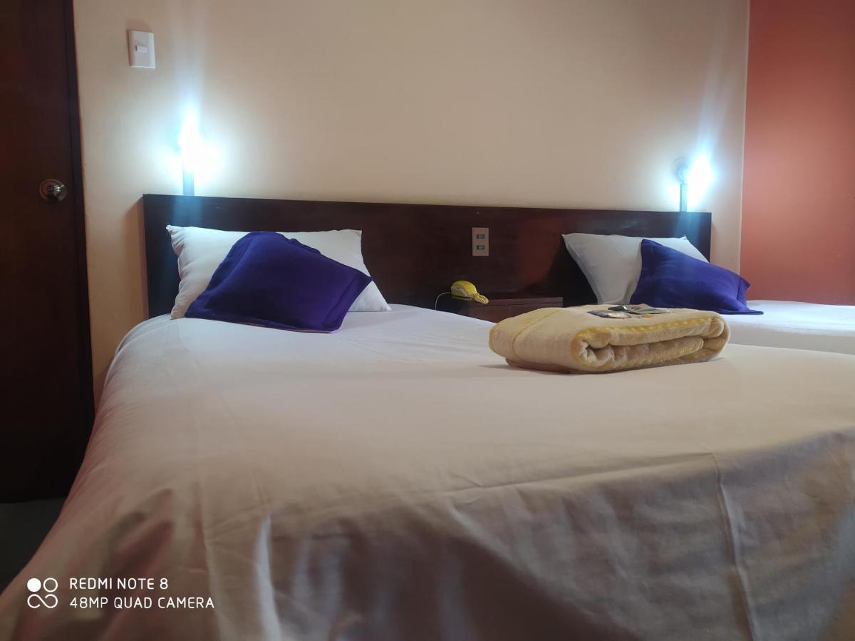 Isabela Hotel Ла-Пас Екстер'єр фото