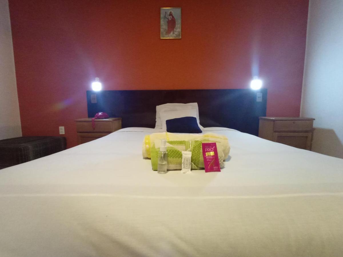 Isabela Hotel Ла-Пас Екстер'єр фото