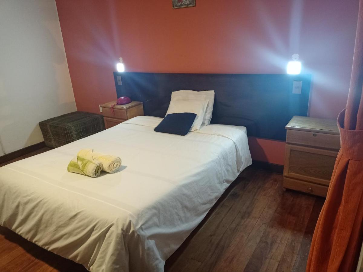 Isabela Hotel Ла-Пас Екстер'єр фото