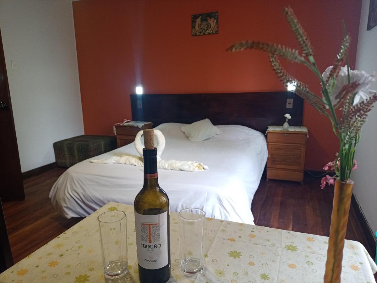 Isabela Hotel Ла-Пас Екстер'єр фото
