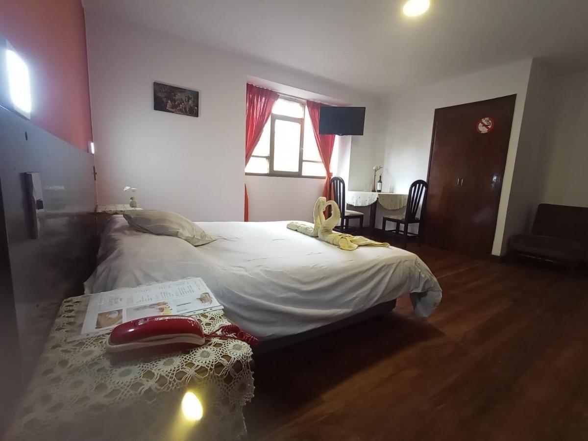 Isabela Hotel Ла-Пас Екстер'єр фото