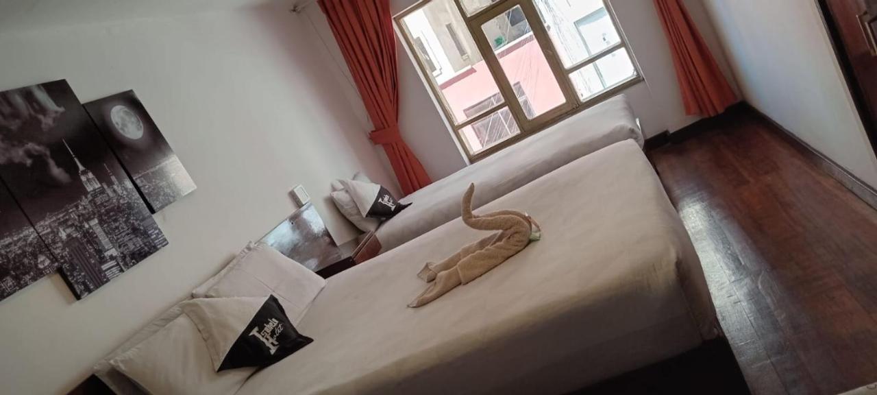 Isabela Hotel Ла-Пас Екстер'єр фото